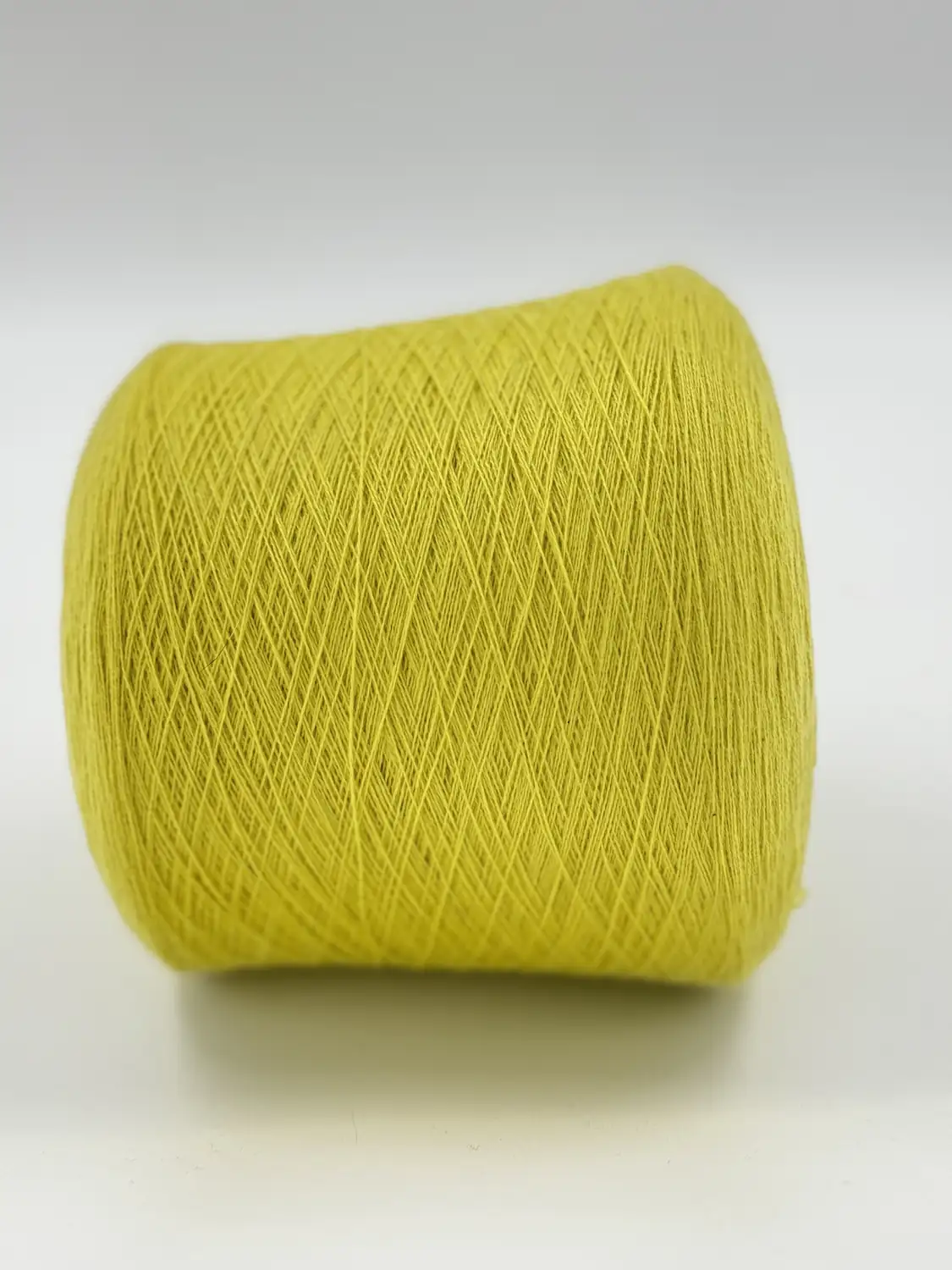 Фотография пряжи Loro Piana, 100% Кашемир, ярко-жёлтый