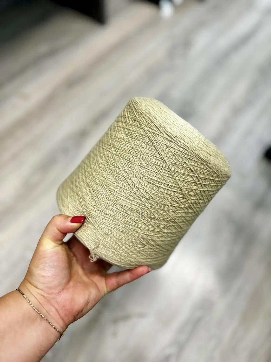 Фотография пряжи Loro Piana, coarsehair, фисташковый