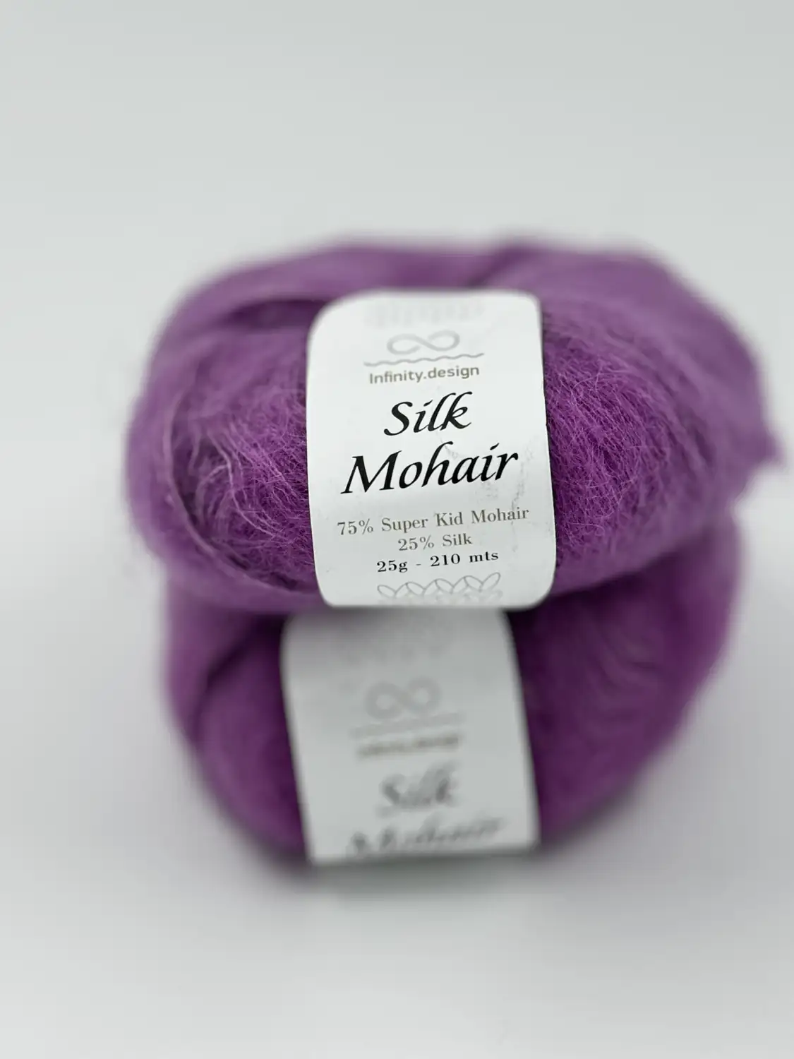 Фотография пряжи Infiniti Design, silk mohair, светло-фиолетовый