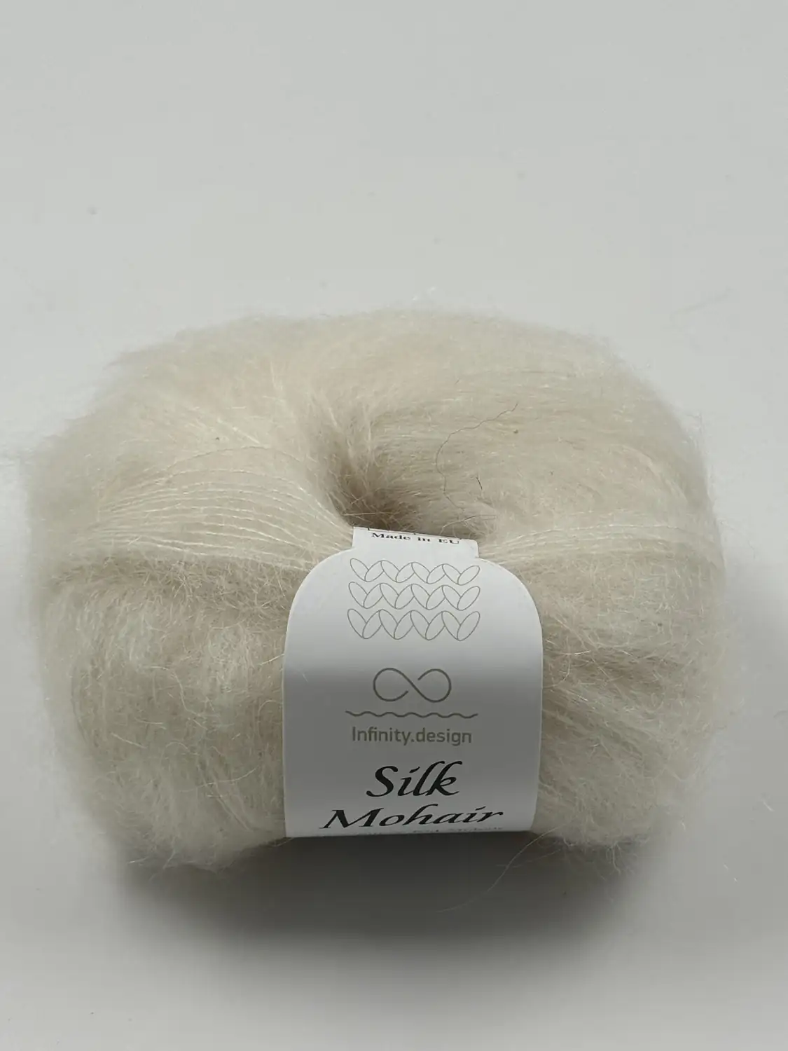 Фотография пряжи Infiniti Design, silk mohair, молочный