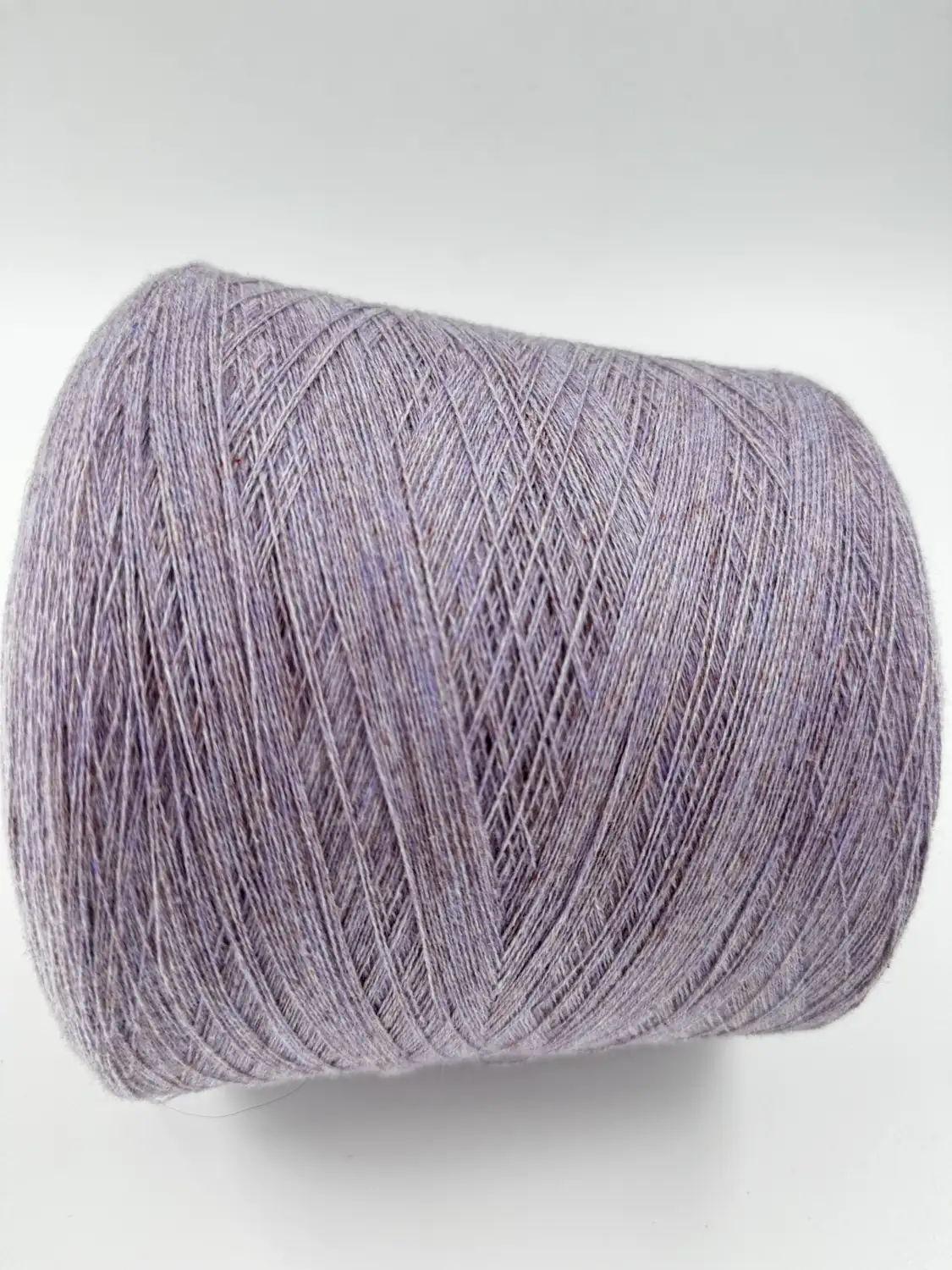 Фотография пряжи Loro Piana, 100% Кашемир, лиловый меланж