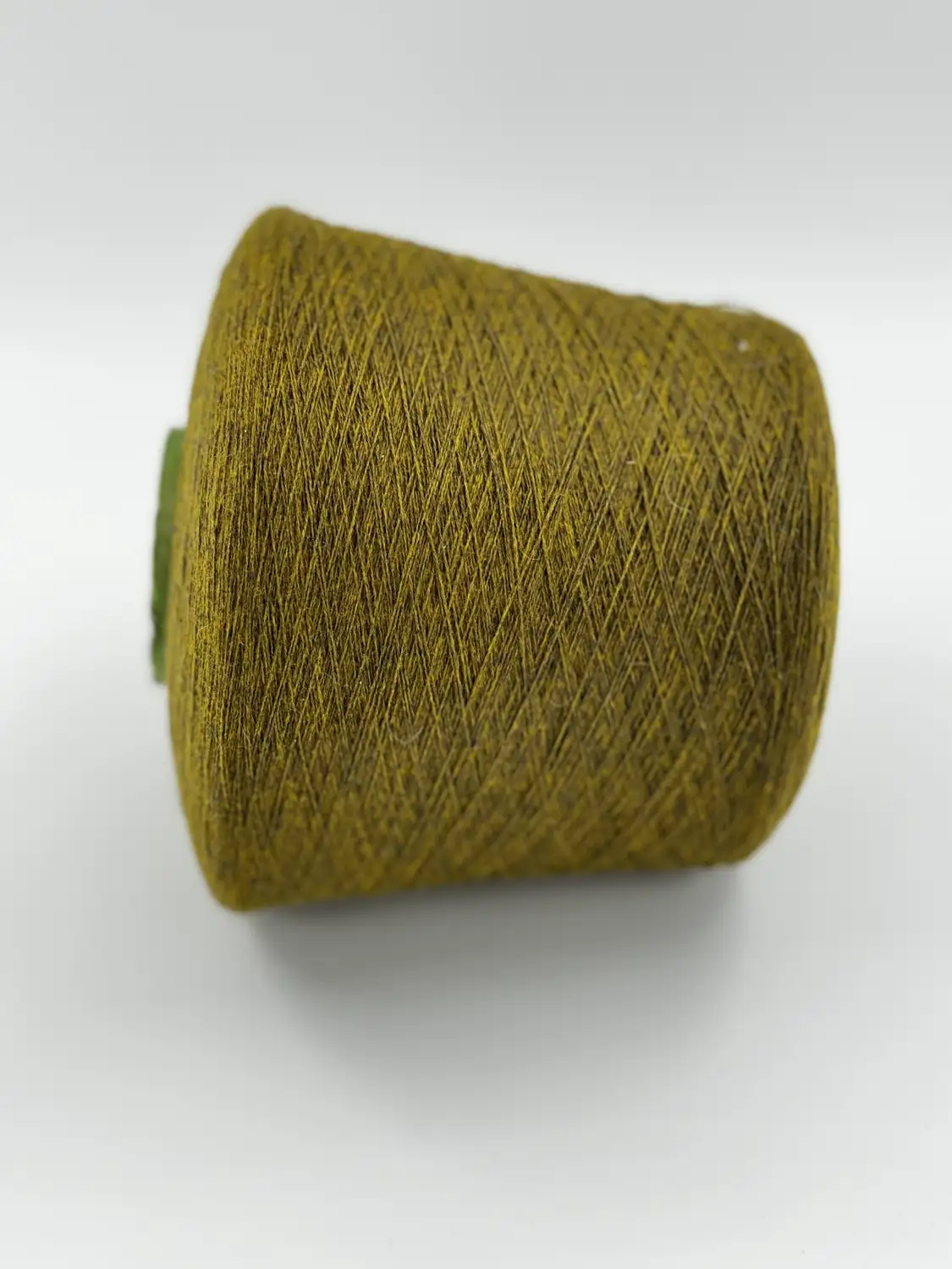 Фотография пряжи Loro Piana, 100% Кашемир, оливковый