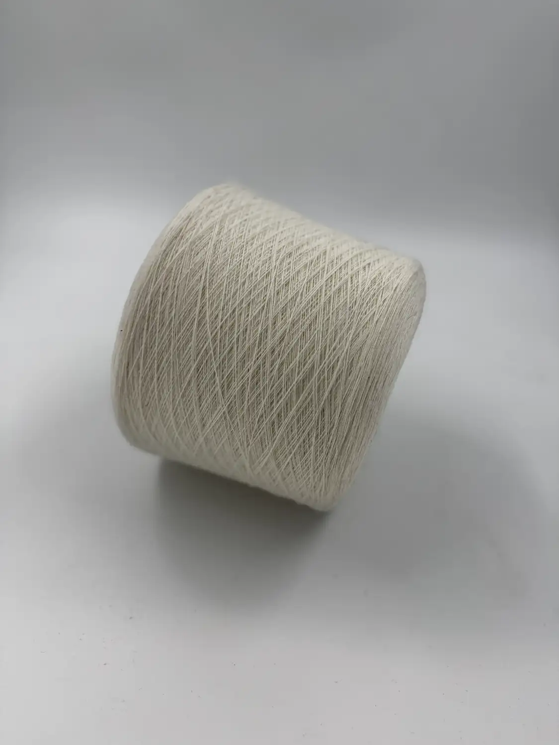 Фотография пряжи Papi Fabio, dolomiti, белый