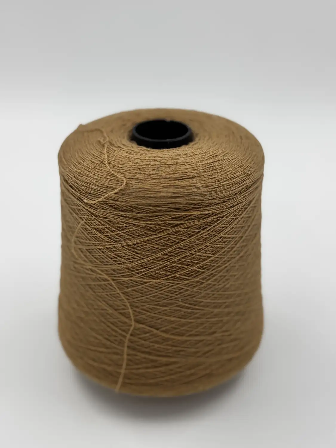 Фотография пряжи Cariaggi, 100% Кашемир, светло-коричневый