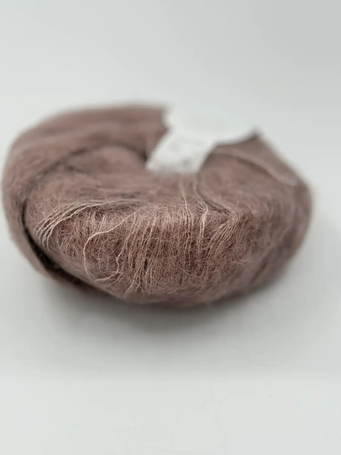 Фотография пряжи Infiniti Design, silk mohair, пыльная роза