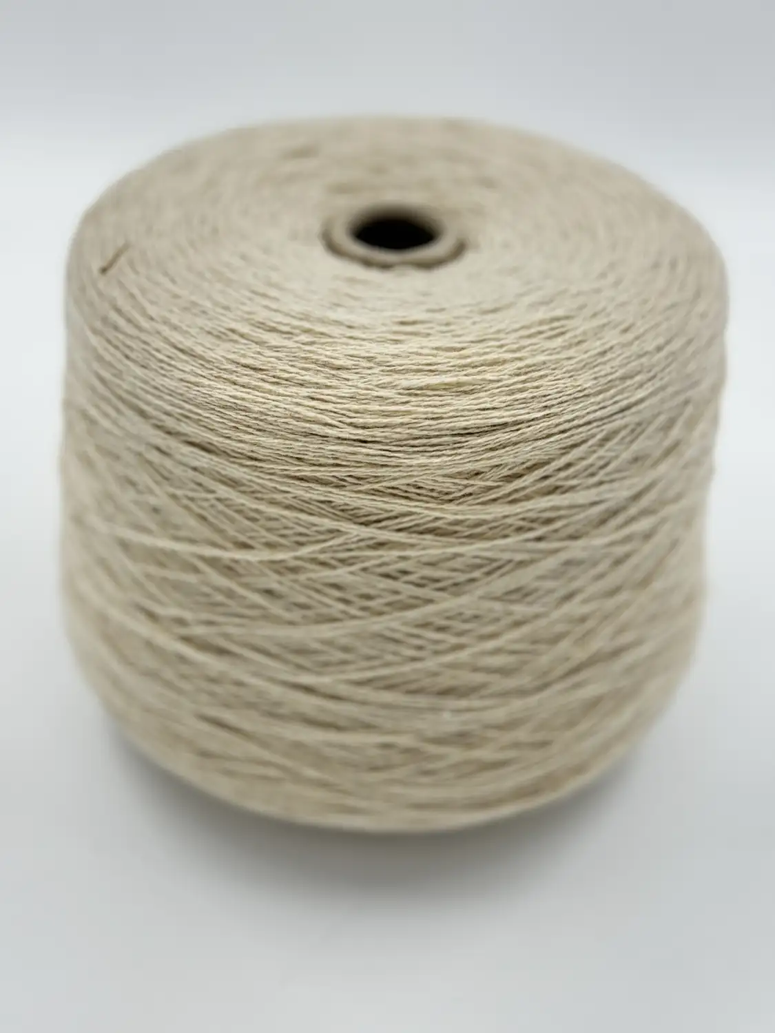 Фотография пряжи Millefili, 100% Кашемир, белый натуральный