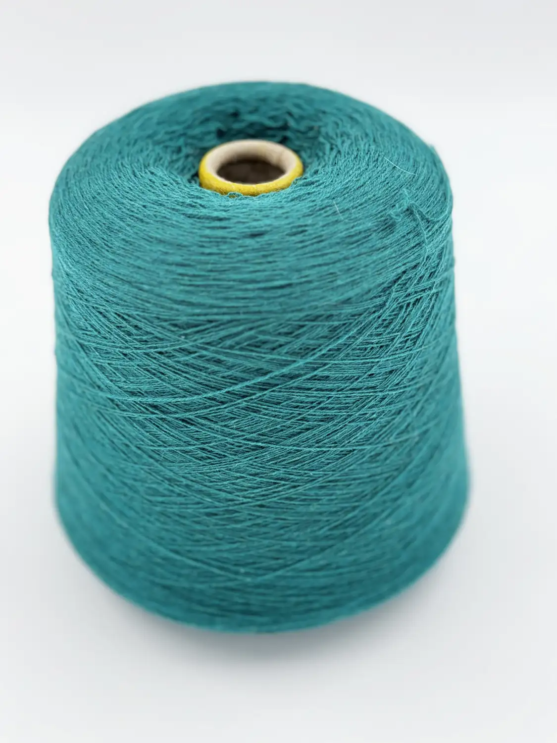 Фотография пряжи Loro Piana, 100% Кашемир, петроль сине-зелёный