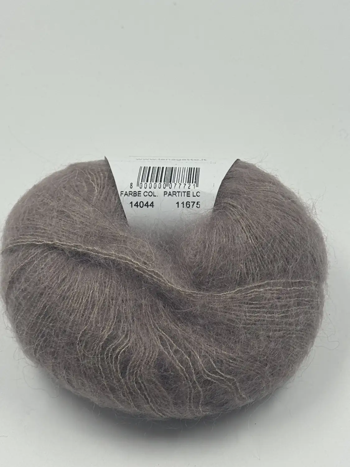 Фотография пряжи Lana Gatto luxury, Super kid mohair, Тауп