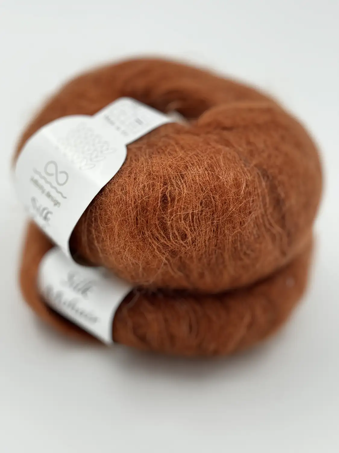 Фотография пряжи Infiniti Design, silk mohair, коричневый